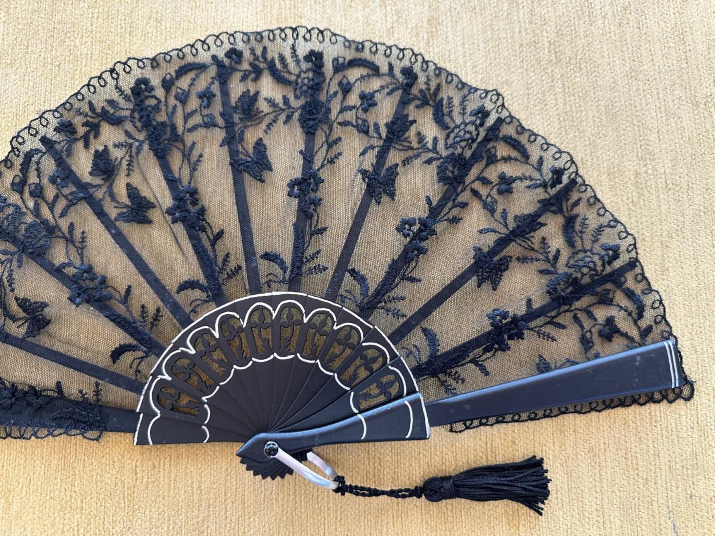 Abanico bolso encaje negro