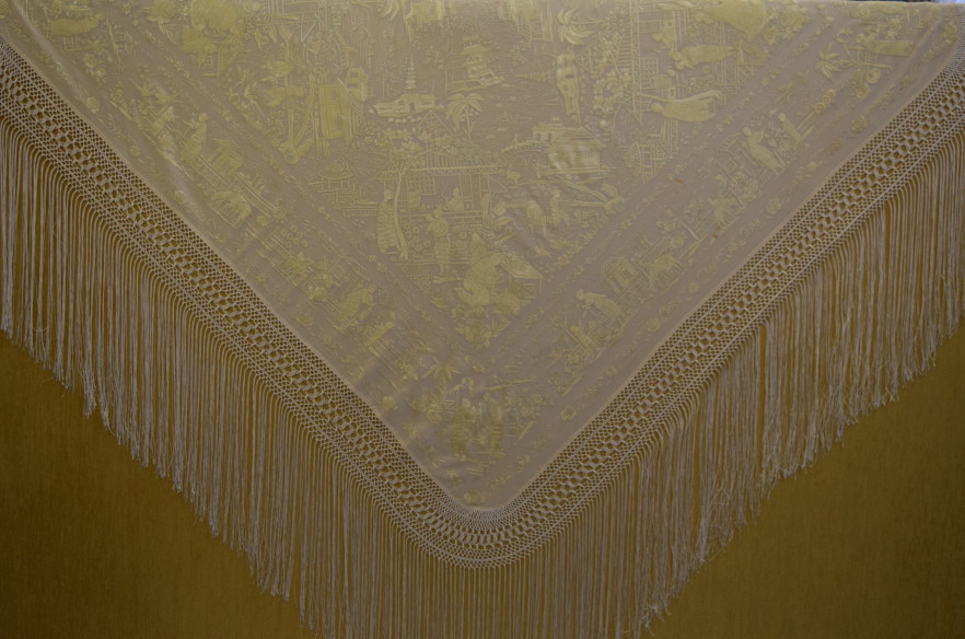 Mantón mano seda chinesco 130cm