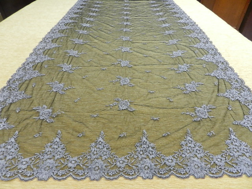Mantilla máquina negro plata 120*220