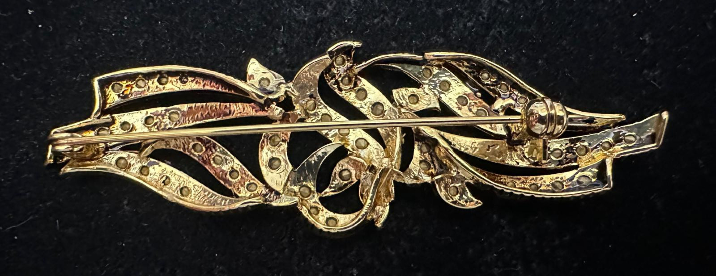 Broche mantilla rodio