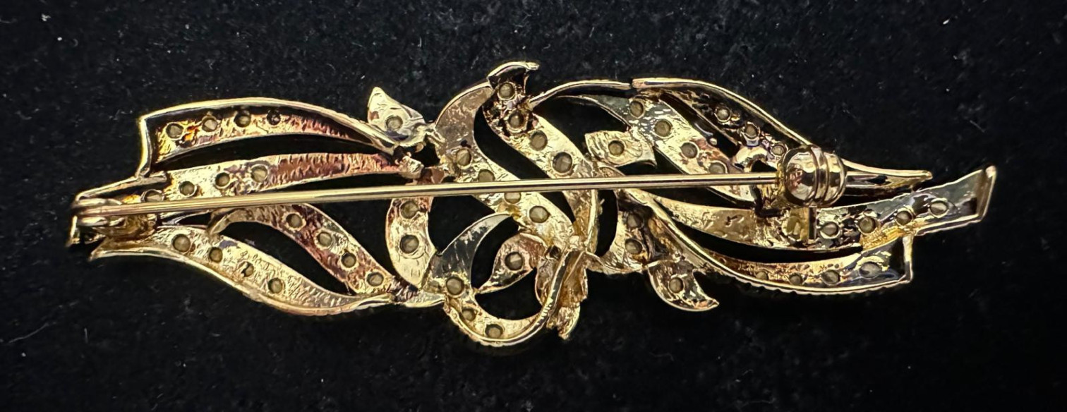 Broche mantilla rodio