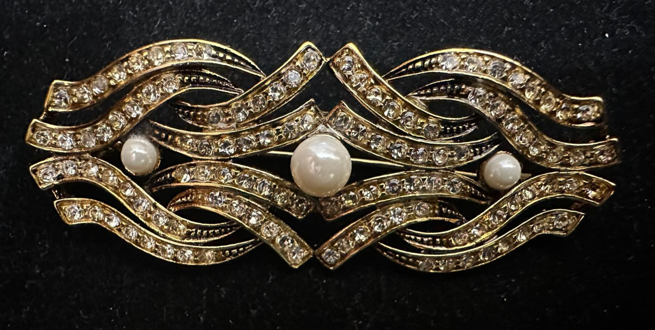Broche rodio perlas
