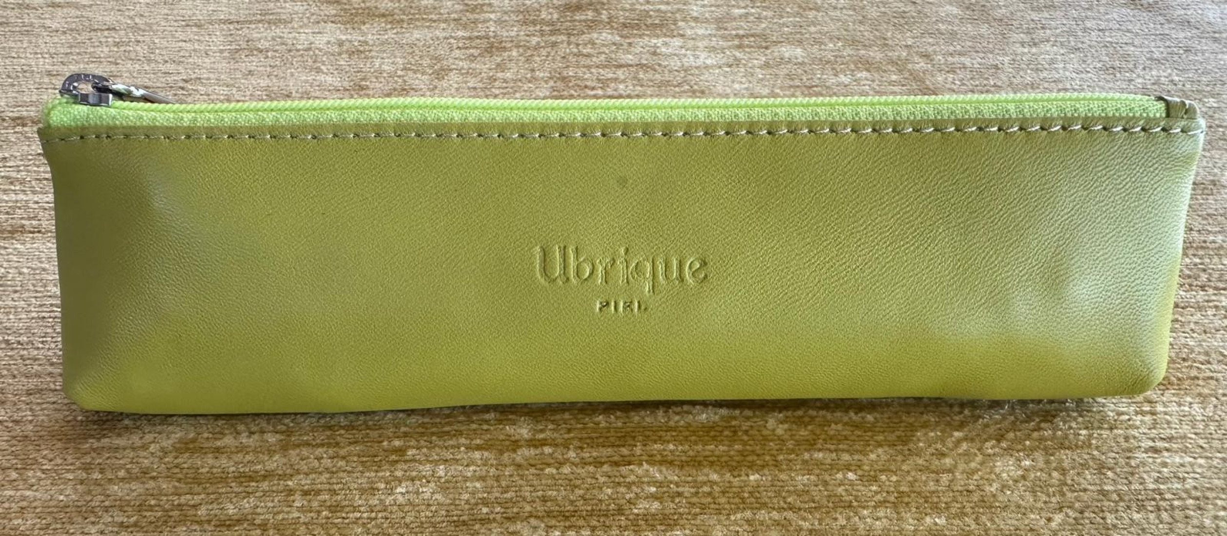 Funda abanico bolso piel Ubrique