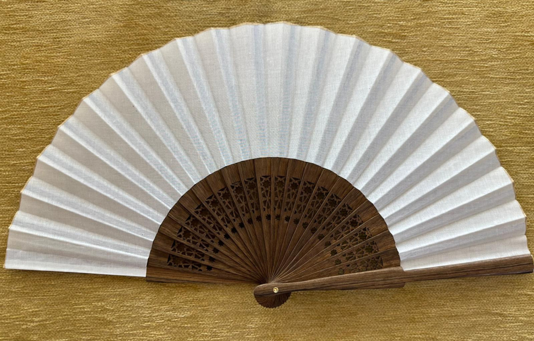 Abanico calado mudejar