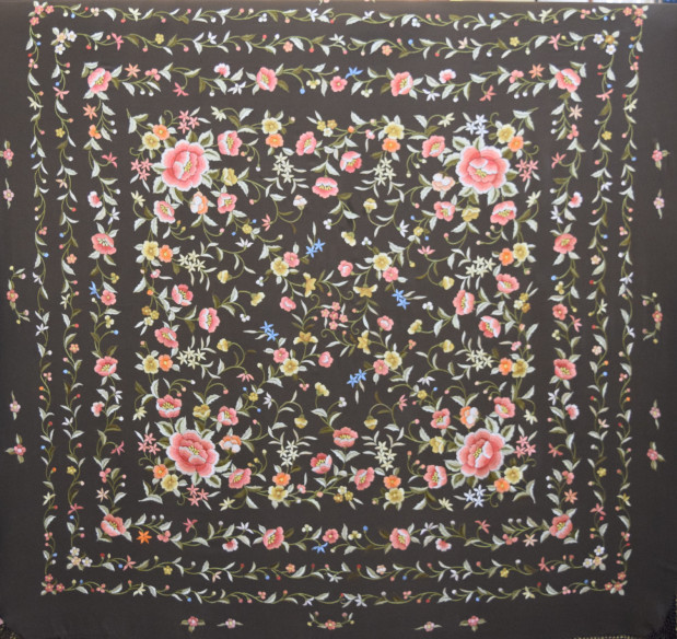 Mantón mano seda 140cm