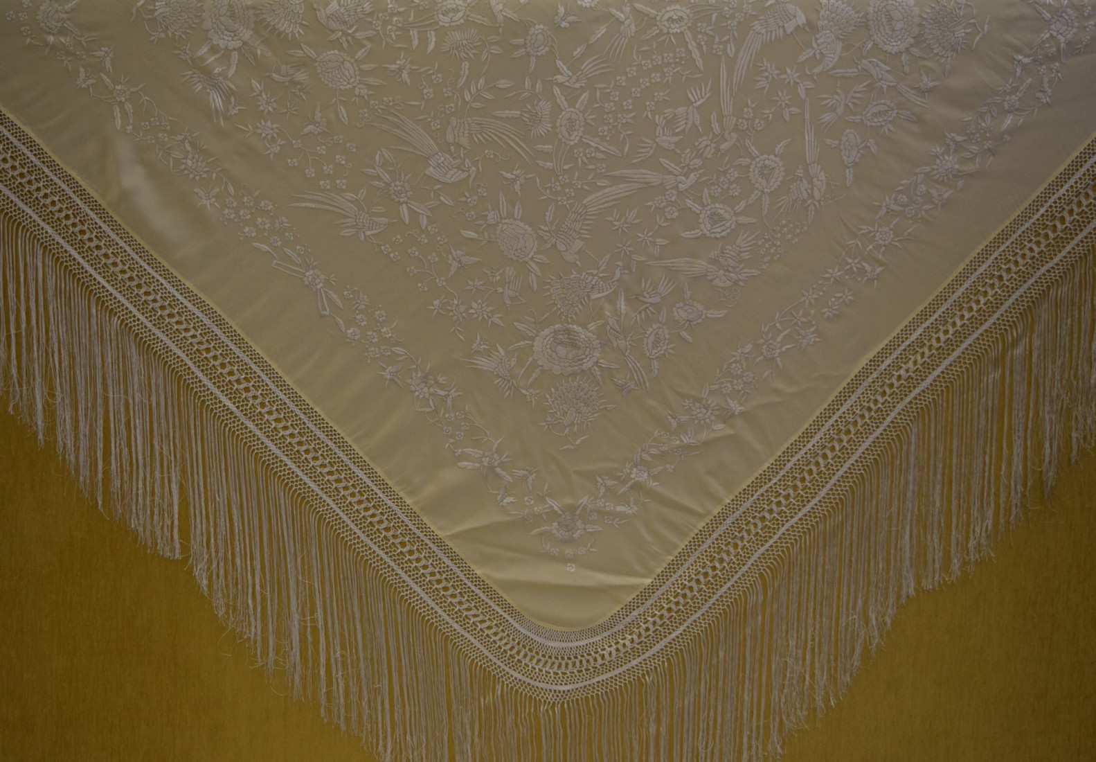 Mantón mano crespón 150cm