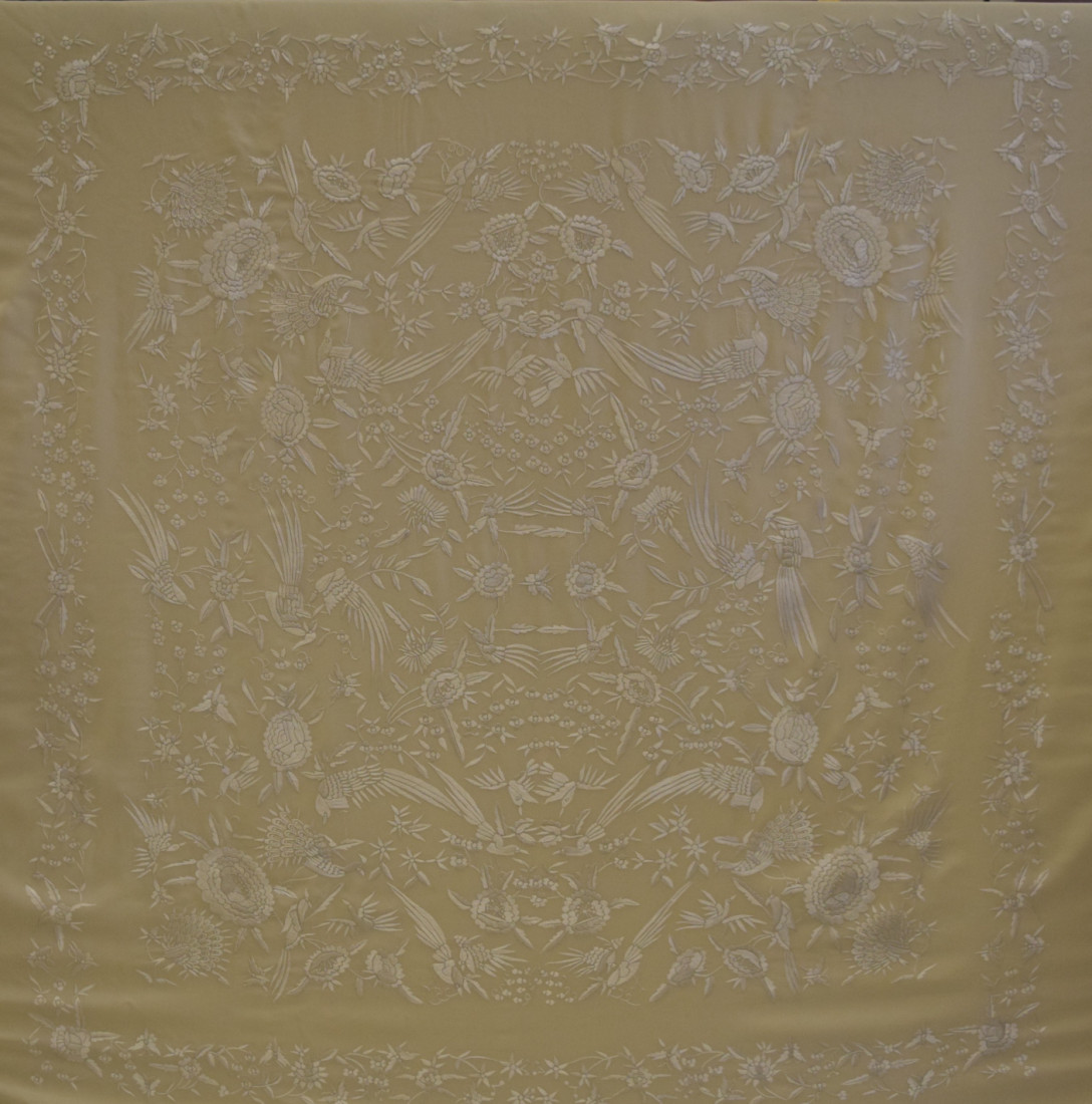 Mantón mano crespón 150cm