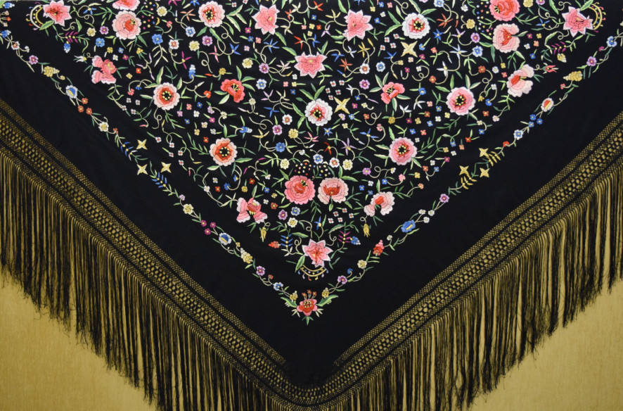 Mantón mano crespón 155cm