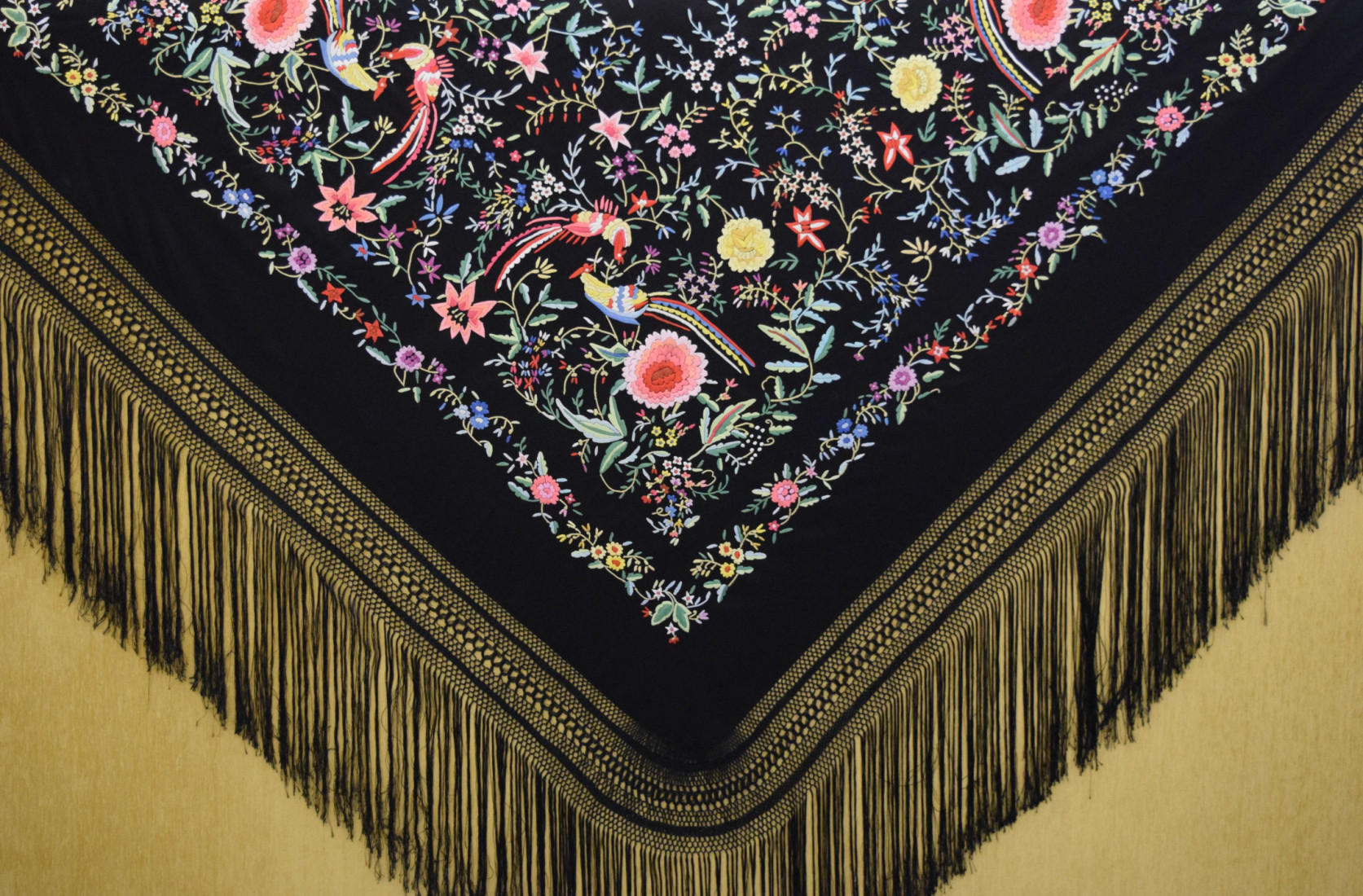 Mantón mano crespón 155cm