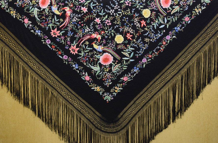 Mantón mano crespón 155cm