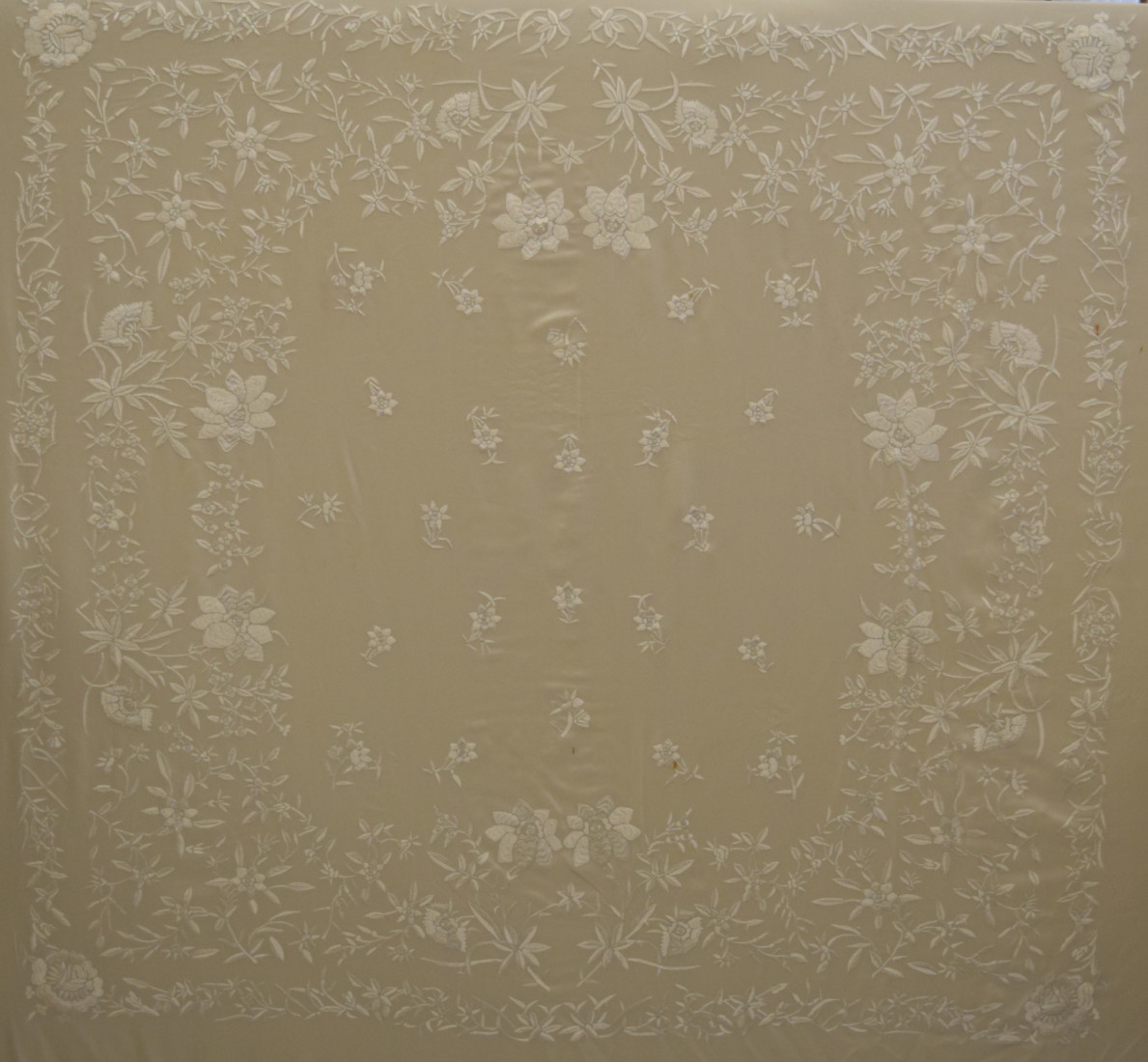 Mantón mano crespón 150cm