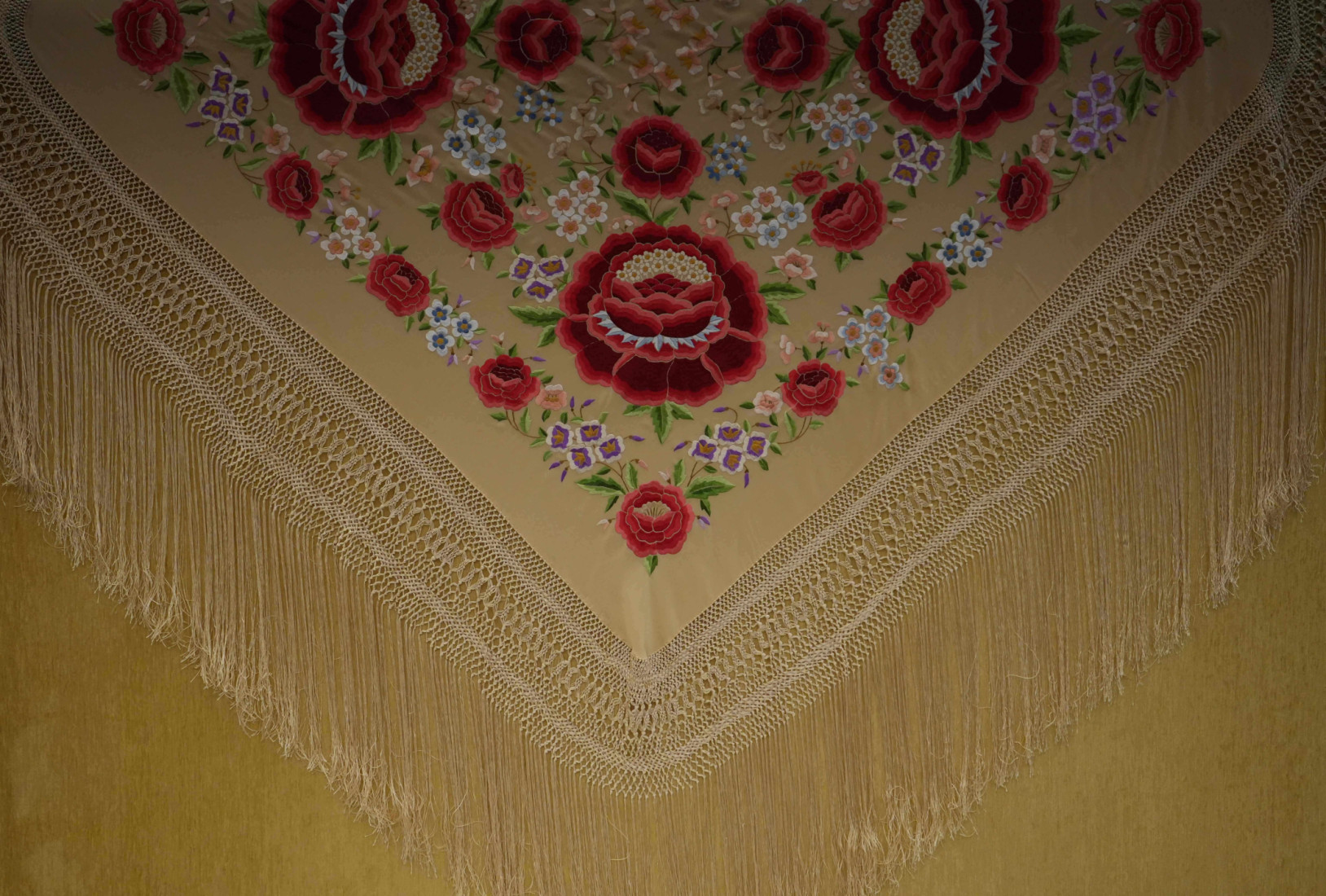 Mantón mano seda 140cm