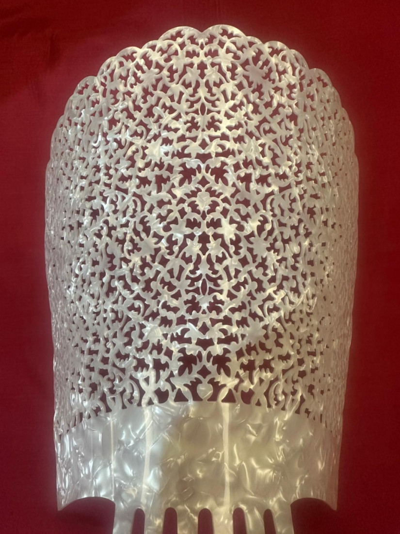 Peina mantilla nácar 21cm