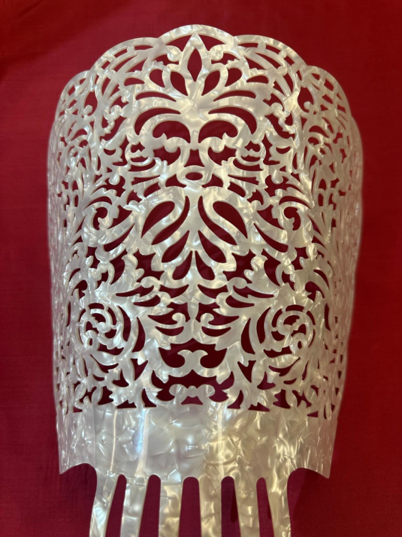 Peina mantilla nácar 20cm