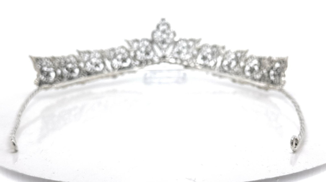 Tiara plata