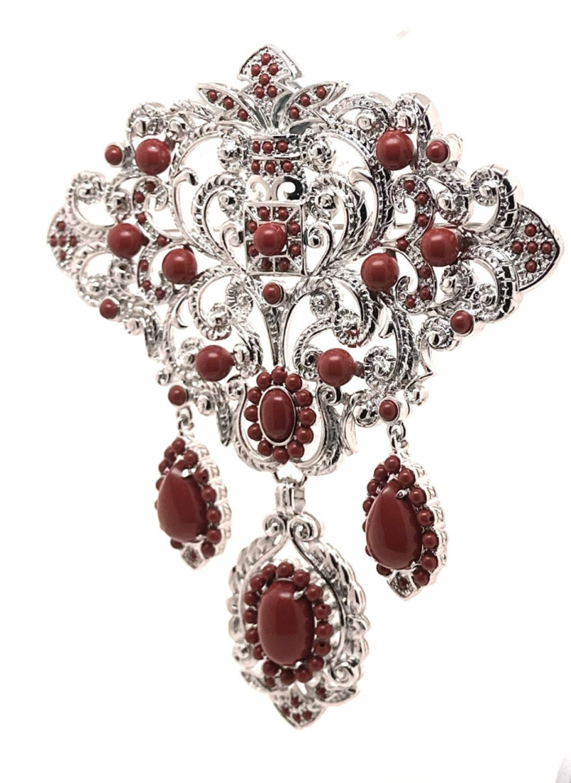 Broche plateado coral