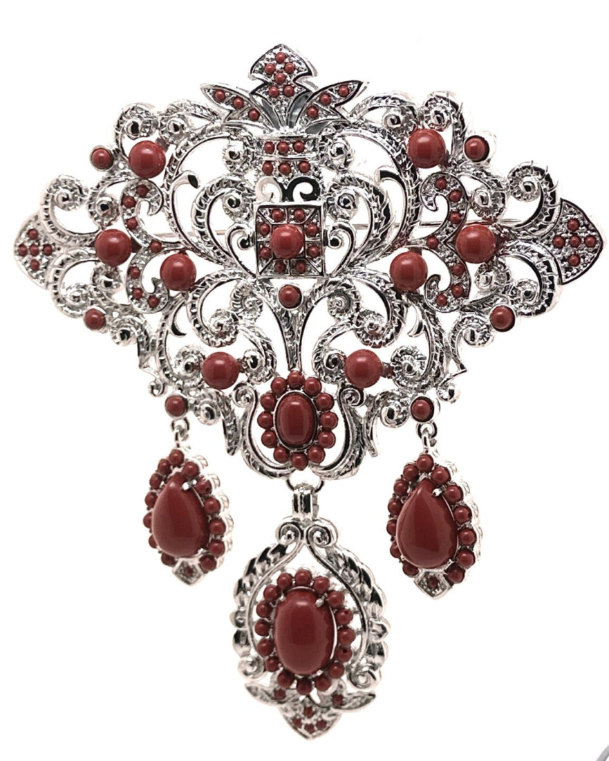 Broche plateado coral