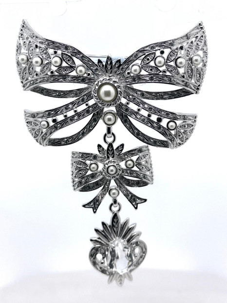 Broche lazo perla