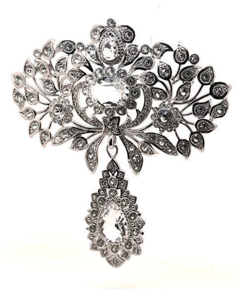 Broche lazada cristal