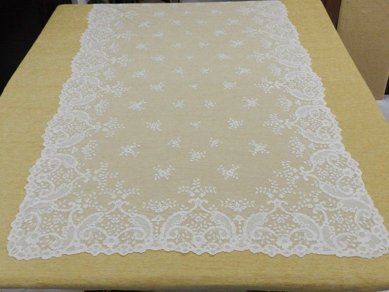 Mantilla bordada a mano en seda 120*240
