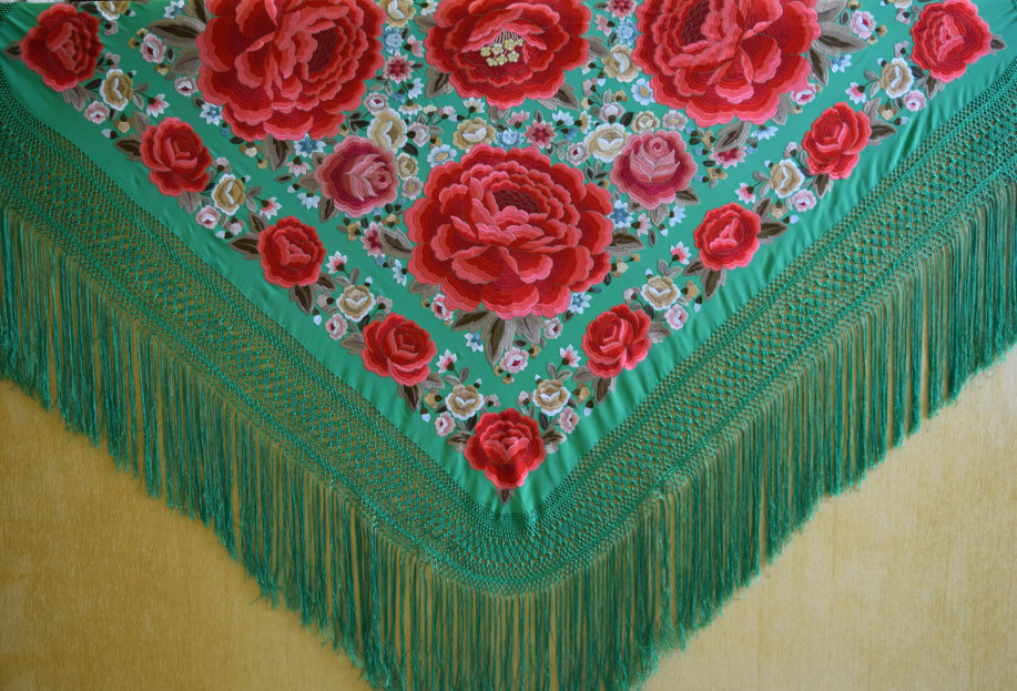 Mantón mano seda 140cm