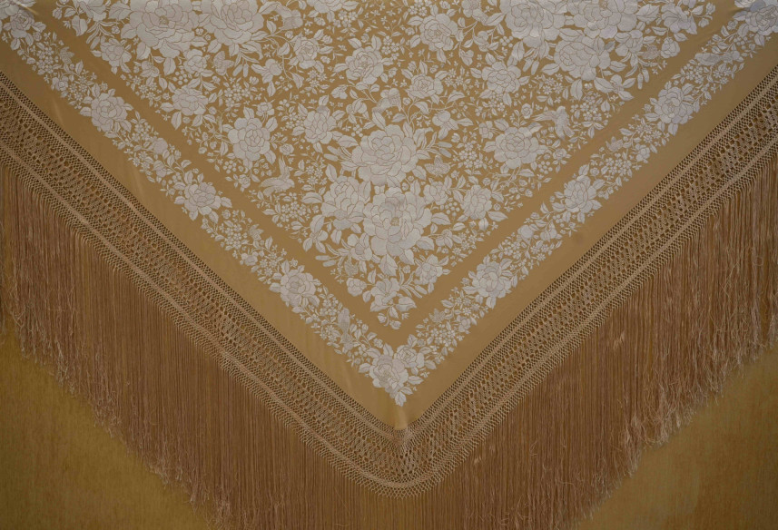 Mantón mano seda 155cm