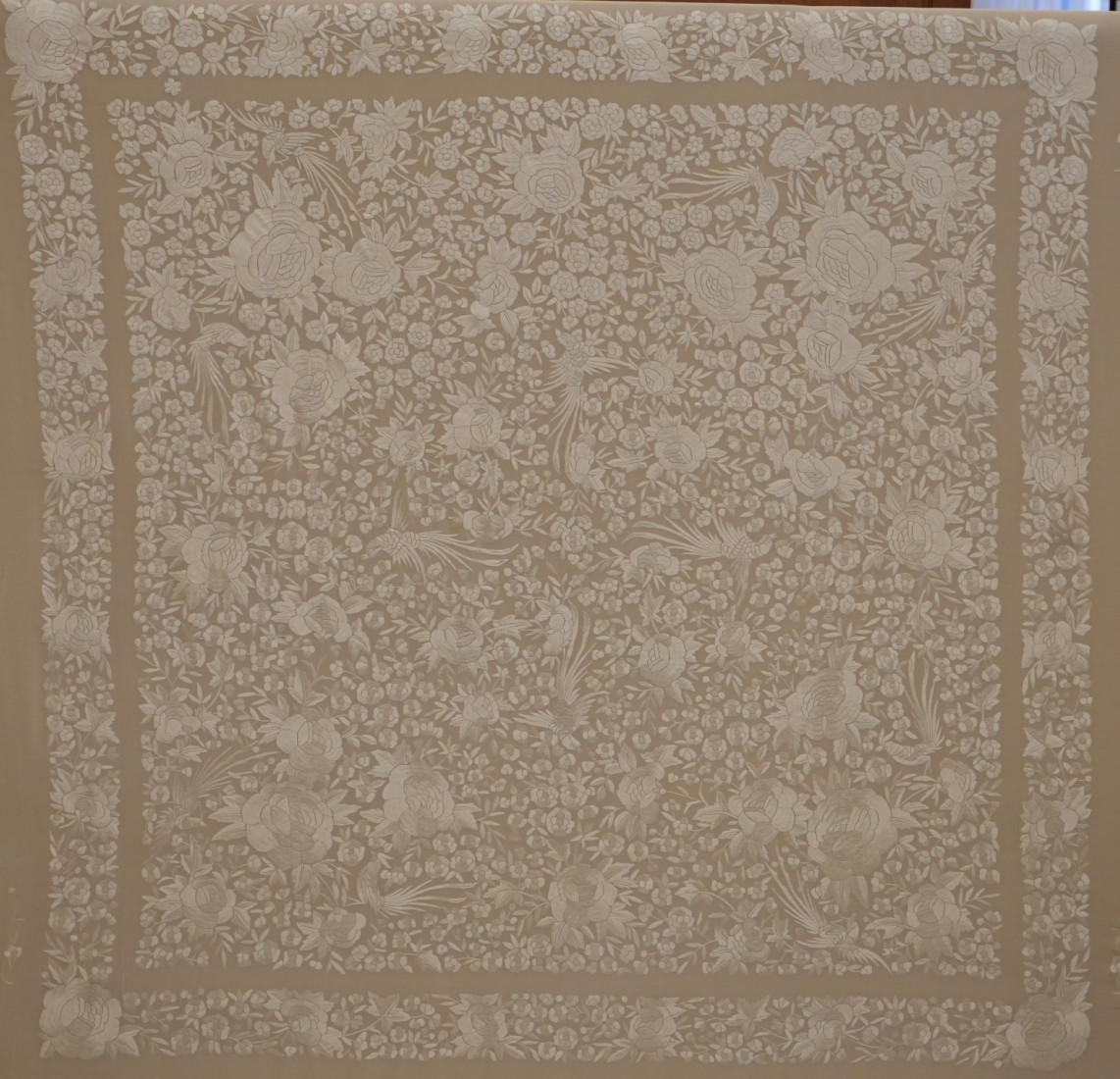 Mantón mano seda 145cm