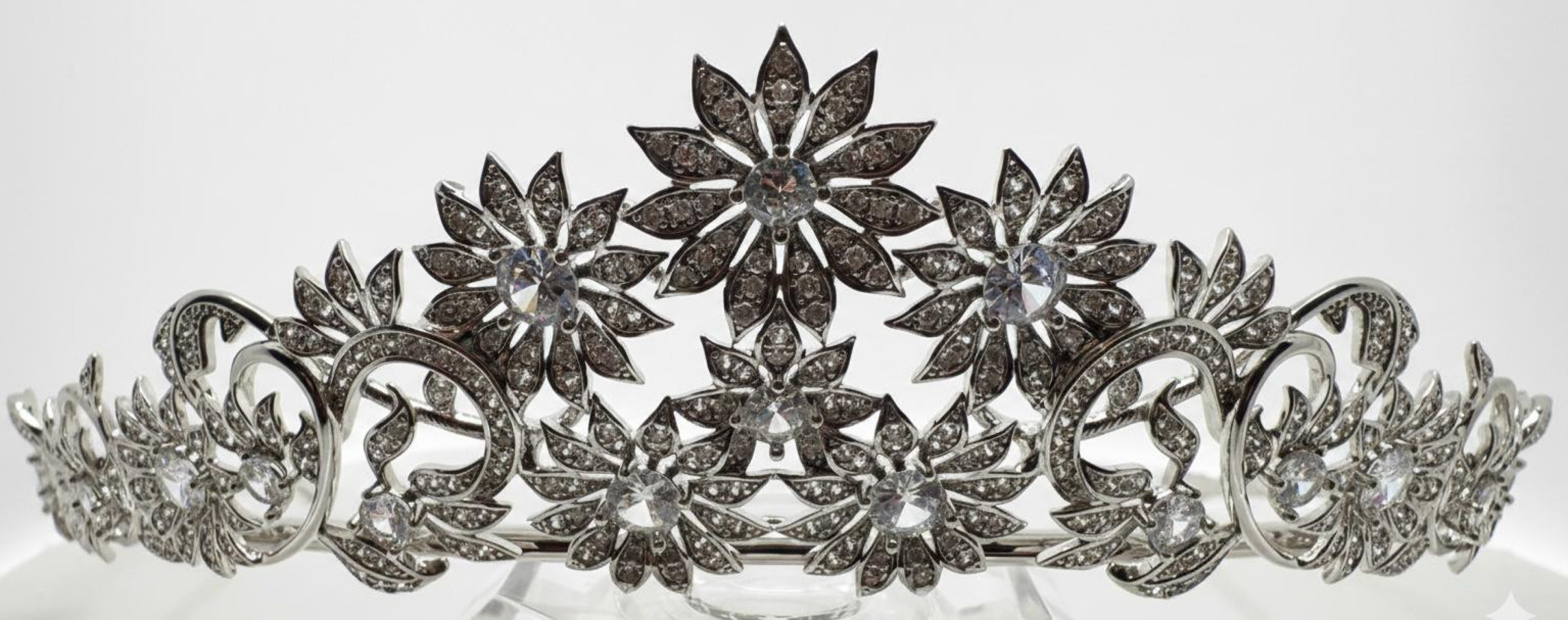 Tiara rodio flores