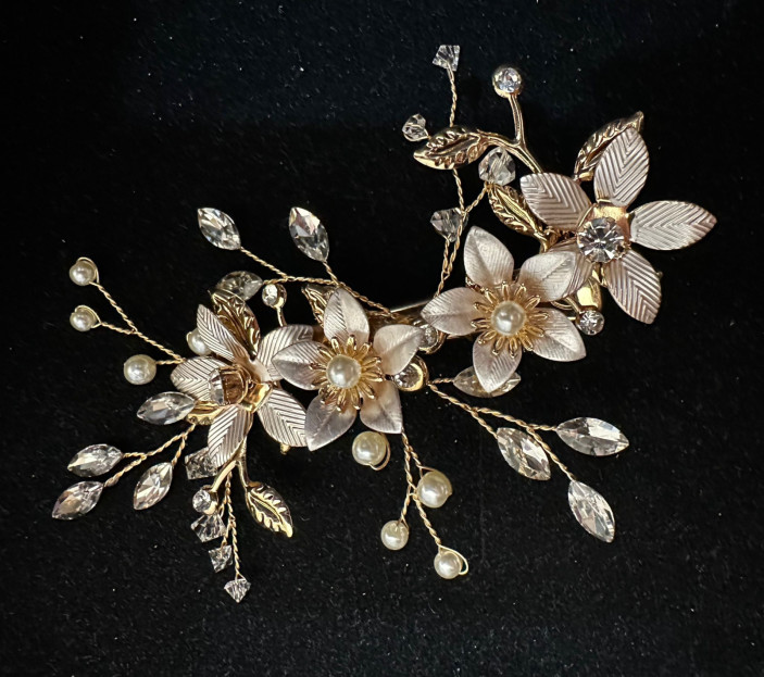 Peineta flores rodio
