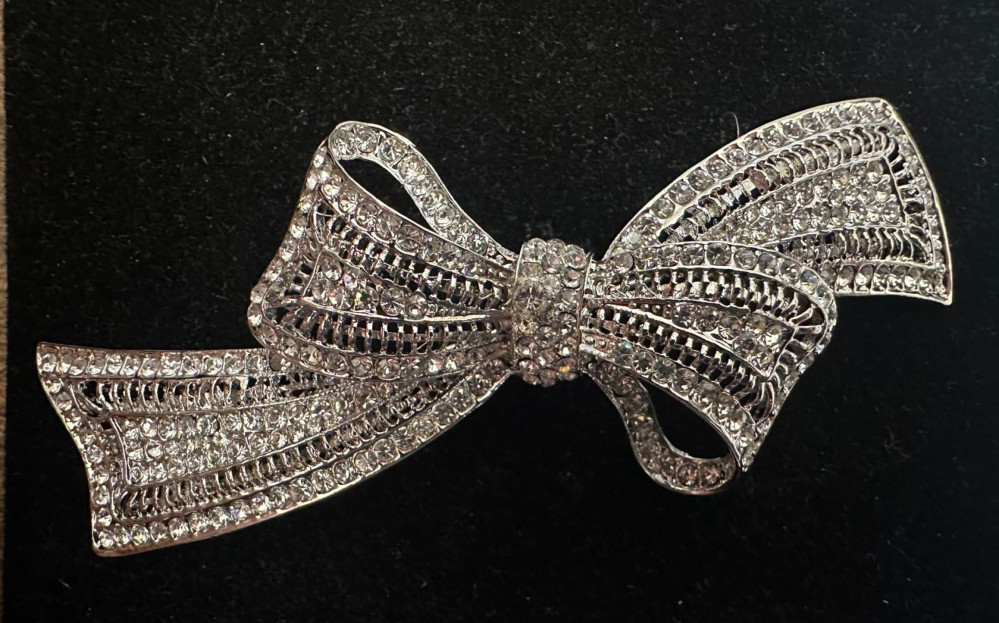 Broche lazo rodio