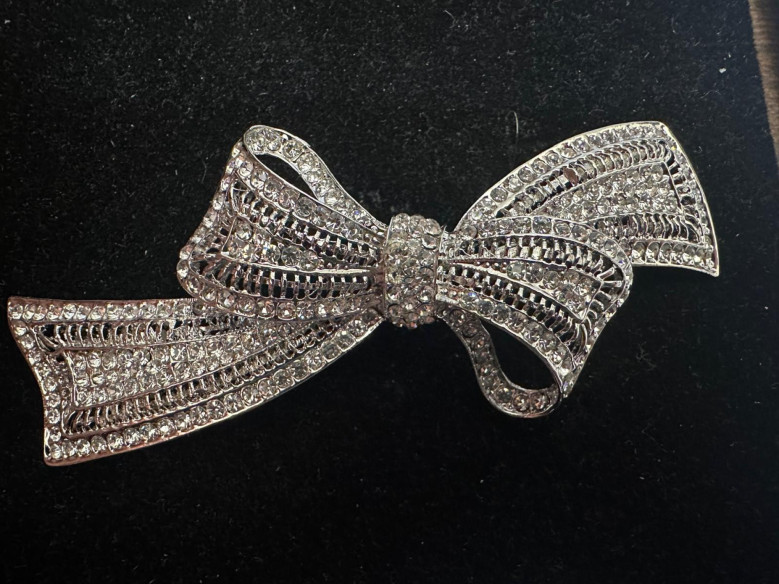 Broche lazo rodio