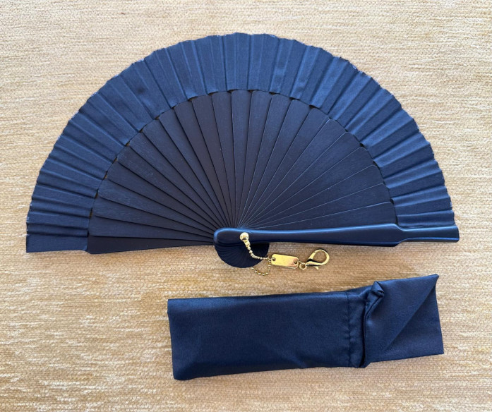 Abanico mini seda negro