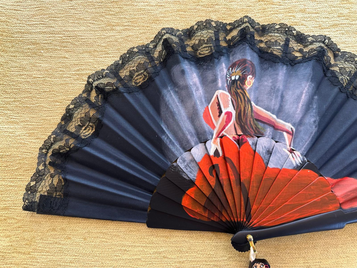 Abanico flamenca puntilla negra