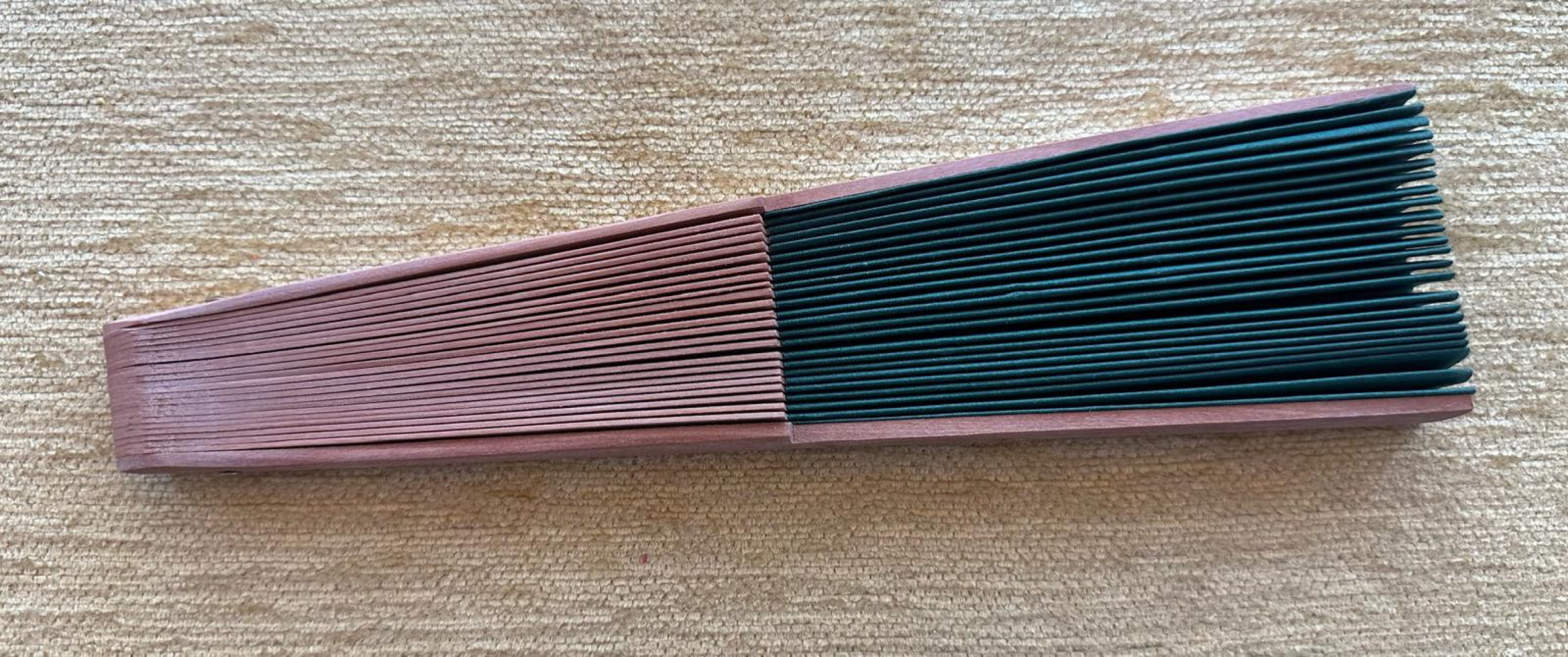 Abanico liso tela verde