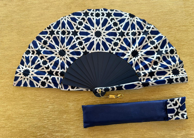 Abanico seda arabesco 23cm