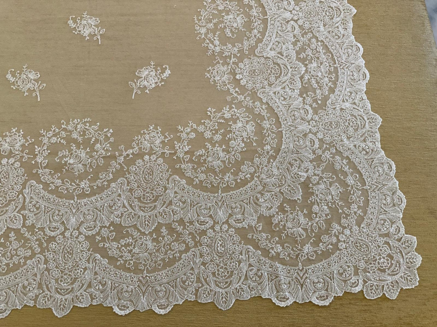 Mantilla semimanual 120*240