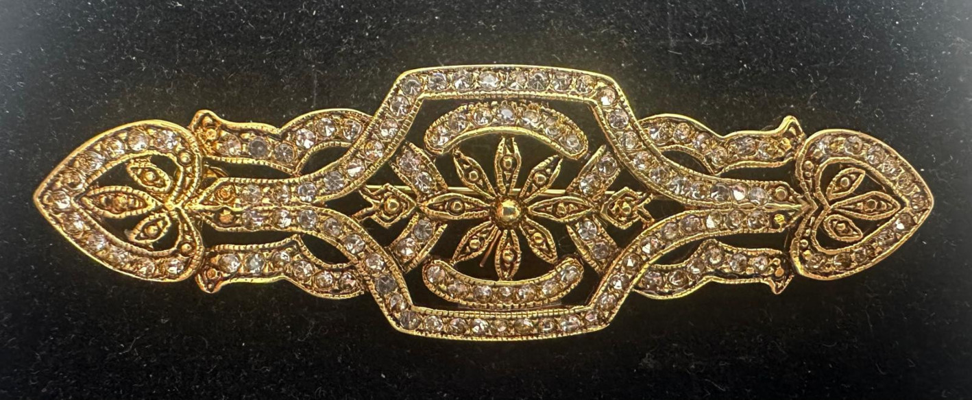 Broche mantilla plata