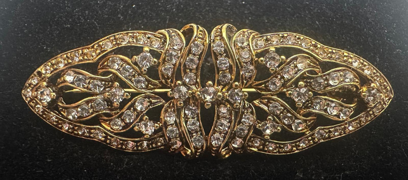 Broche mantilla plata