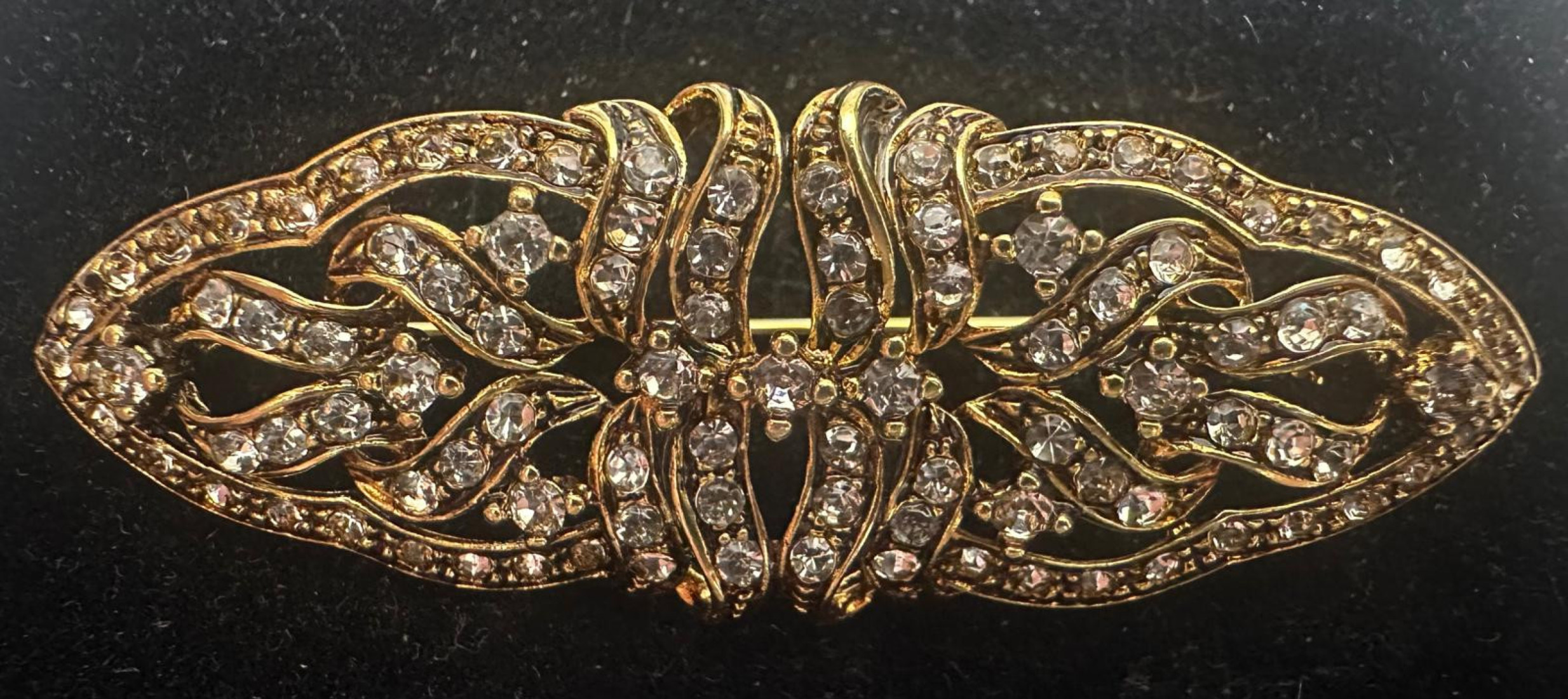 Broche mantilla plata
