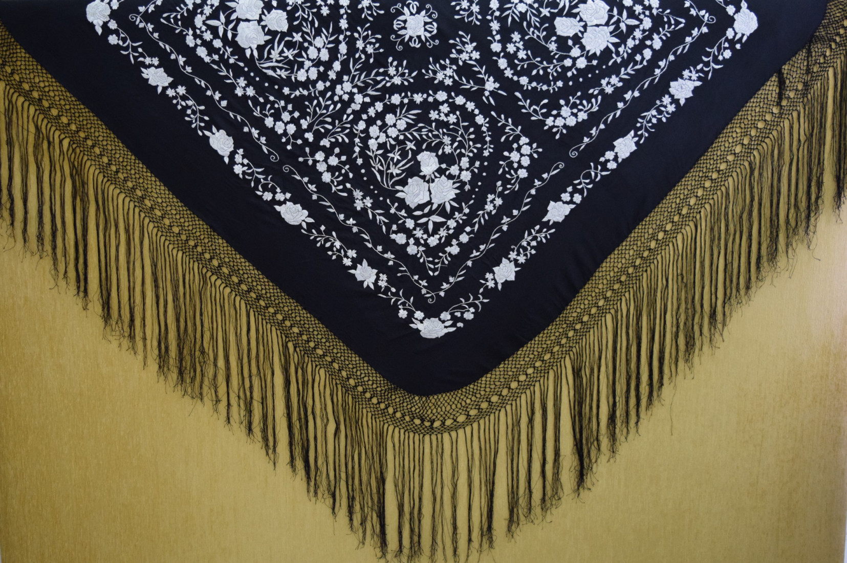 Mantón mano seda 140cm