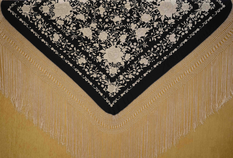 Mantón mano seda 140cm