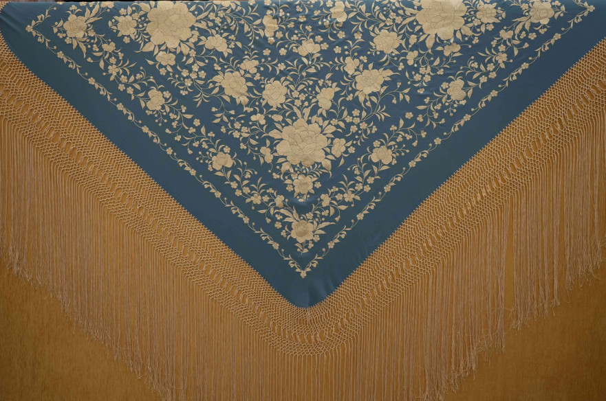 Mantón mano seda 140cm