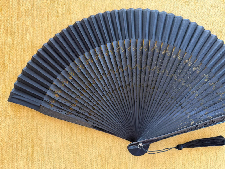 Abanico bambú baraja negro