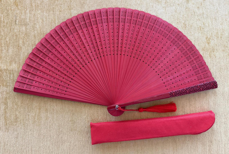 Abanico bambú baraja roja