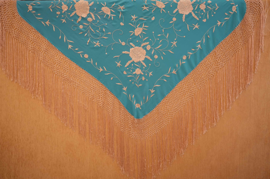 Mantón mano seda 110cm