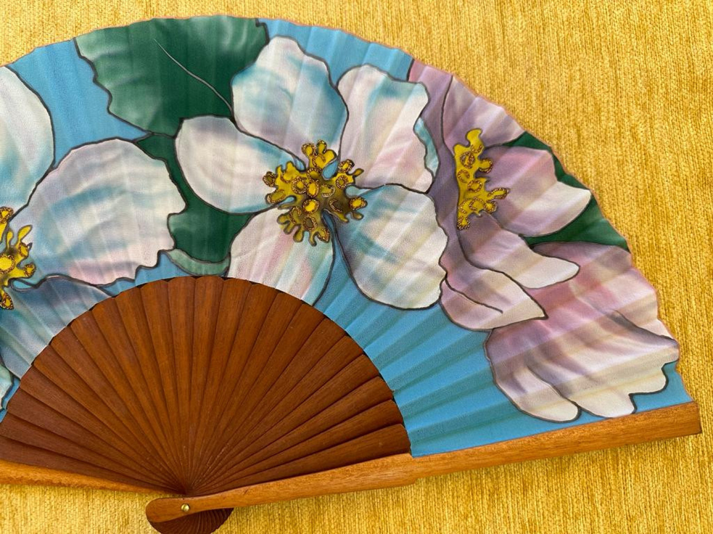 Abanico seda flores