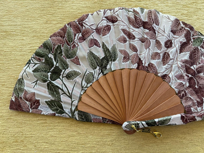 Abanico seda flores