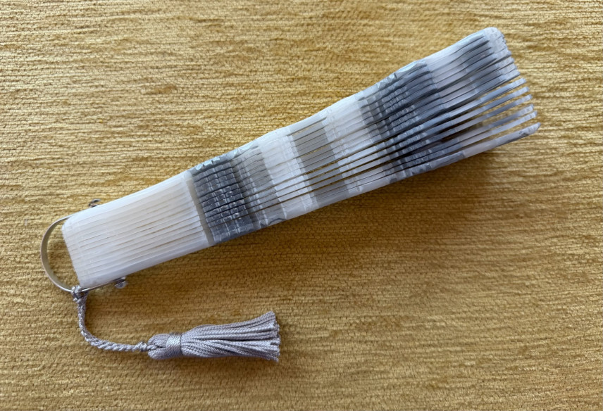 Abanico baraja nacarina