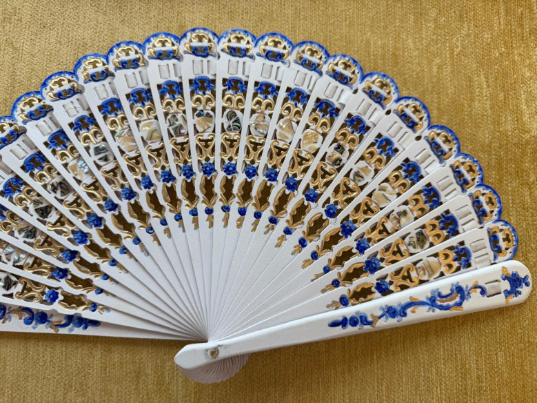 Abanico peral nácar