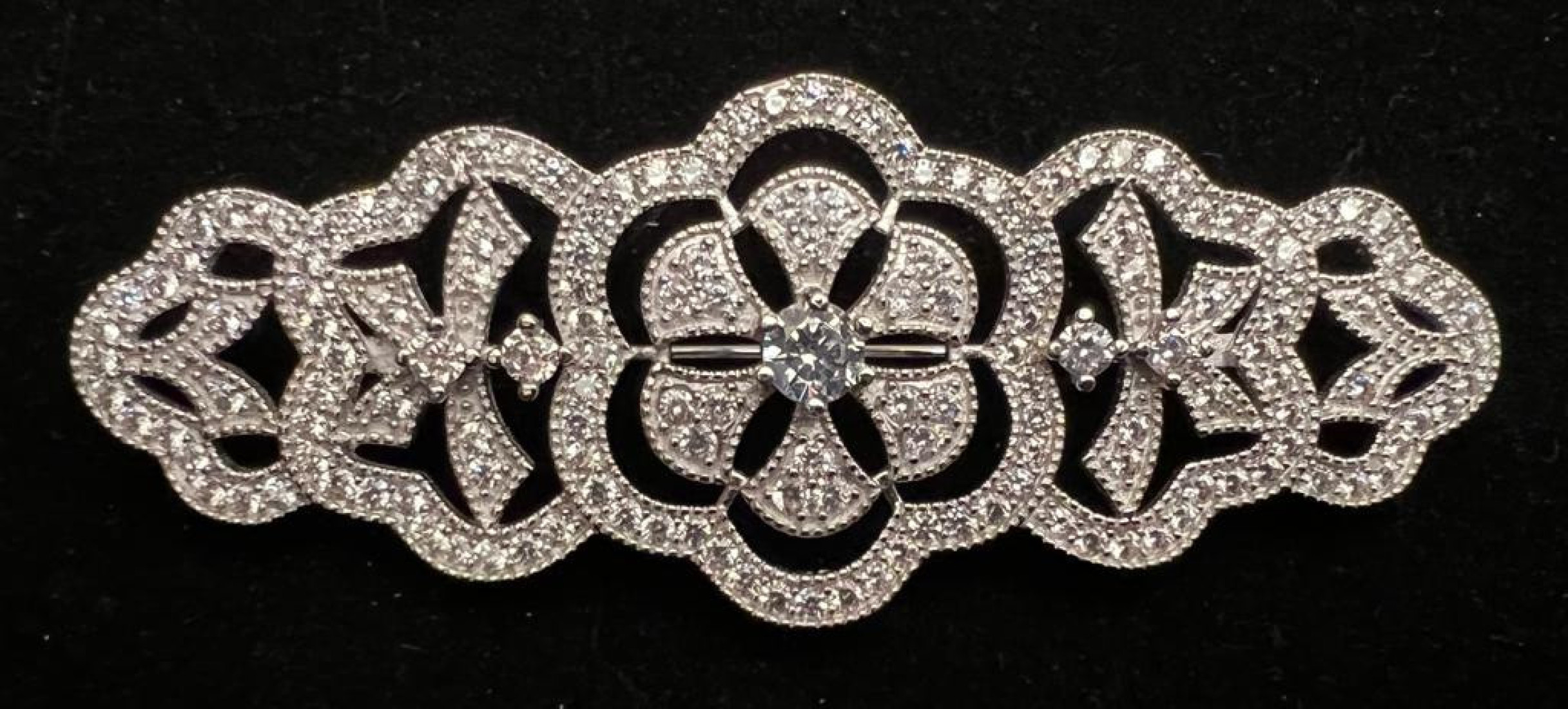 Broche mantilla plata